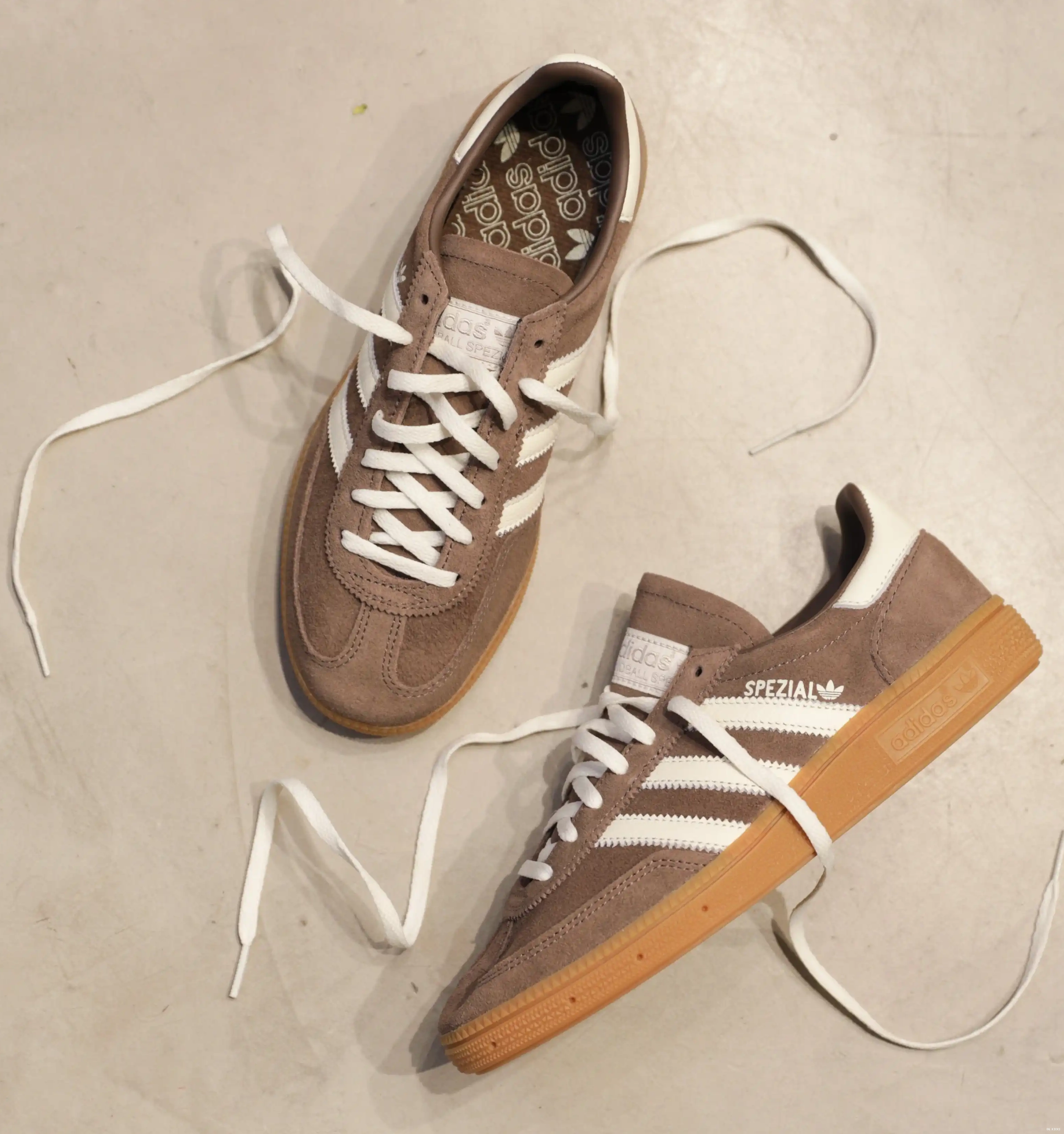 Strata Spezial adidas Handball W Earth Gum 0503